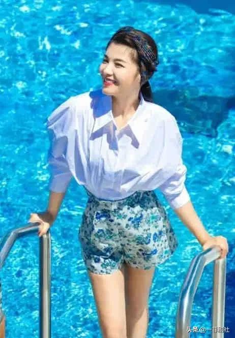 娛樂圈最新爆料,眾多明星在內,大瓜小瓜訊息都有,吃瓜拿走不謝 娛樂圈最新爆料,眾多明星在內,大瓜小瓜訊息都有,吃瓜拿走不謝