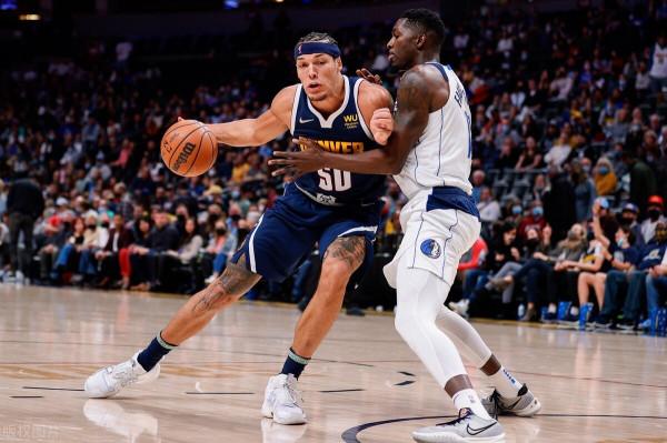 最新排名出爐！湖人或交易威少，哈登破解新規則，曾凡博首秀驚豔