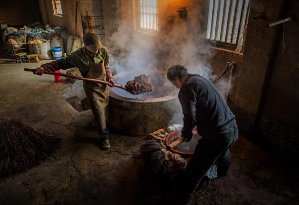 從鄉下小作坊到全球最大泡麵廠商，康師傅是如何崛起的？