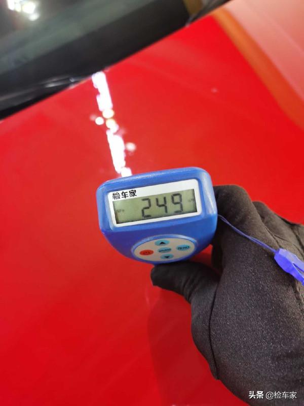 才開兩年多，這輛奧迪R8瘋狂掉價50萬不止！買主再砍10萬