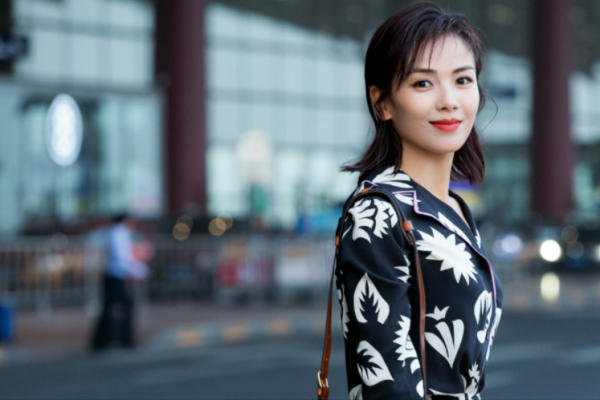 6位“裝嫩”失敗的女星,劉濤周迅勉強接受,劉曉慶演16歲過分了 6位“裝嫩”失敗的女星,劉濤周迅勉強接受,劉曉慶演16歲過分了