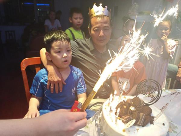 致父親母親的一封信 致父親母親的一封信