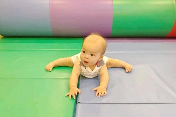 這個動作可不是“可有可無”,寶寶經常做,在智力上會特別優秀 這個動作可不是“可有可無”,寶寶經常做,在智力上會特別優秀