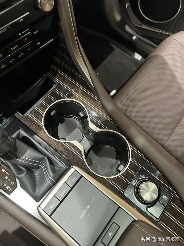 新車 | 售價50.90萬元，雷克薩斯RX300新增特別版上市，配2.0T動力