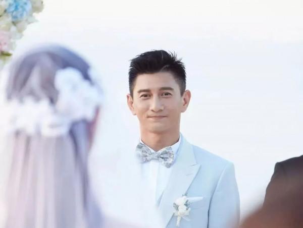 為還鉅債出道的10位明星,有2人還父母賭債,有5人因家裡生意失敗 為還鉅債出道的10位明星,有2人還父母賭債,有5人因家裡生意失敗