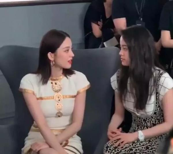 什麼樣的長相特點會顯“土味”？女明星都是怎樣悄悄變精緻的？