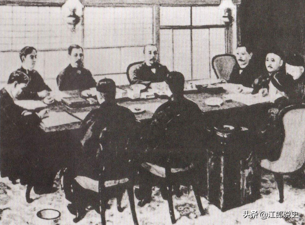 日本記者問：中國要日本道歉到什麼時候？朱鎔基的回答讓人欽佩