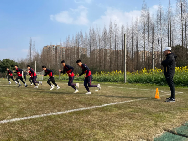 王寶山：球員基礎能力都不夠，國足不能再糾結用土帥還是洋帥