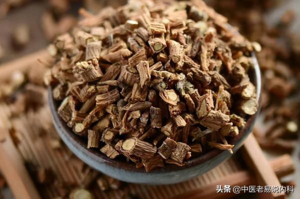 肝鬱犯脾、難自起,妻子心生埋怨,老中醫辨證治療,效果顯著 肝鬱犯脾、難自起,妻子心生埋怨,老中醫辨證治療,效果顯著