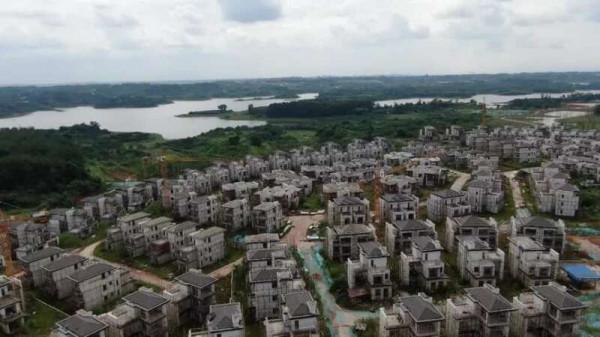 四川眉山為房地產違法開發“開綠燈”，水源生態受威脅背後有怎樣的博弈