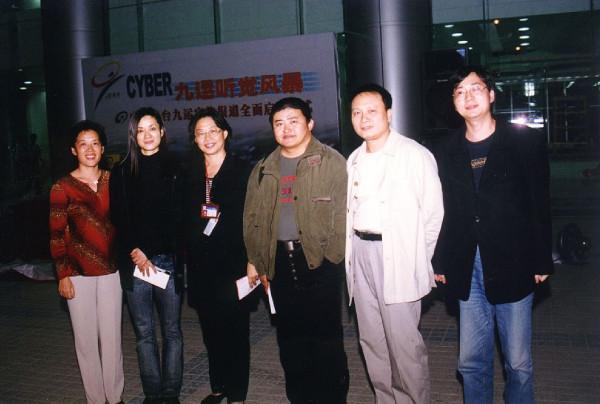 25歲爆紅，26歲跌落神壇，43歲生二胎，毛阿敏如今怎樣了？