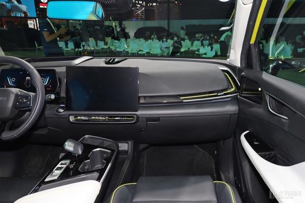 10萬出頭就有華為鴻蒙系統和整車OTA升級 是誰家造車這麼內卷? 10萬出頭就有華為鴻蒙系統和整車OTA升級 是誰家造車這麼內卷?