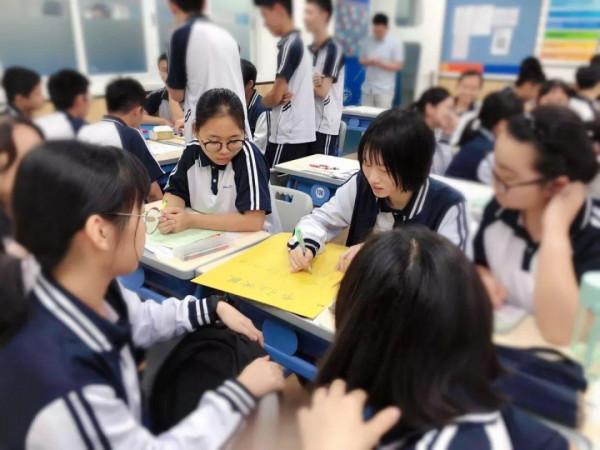 考試成績出來，全班63人63個A，老師吐槽：我教了個寂寞