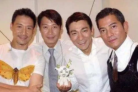 吵了這麼多年了,再看“四大天王”年輕時的演技和顏值,誰贏了? 吵了這麼多年了,再看“四大天王”年輕時的演技和顏值,誰贏了?