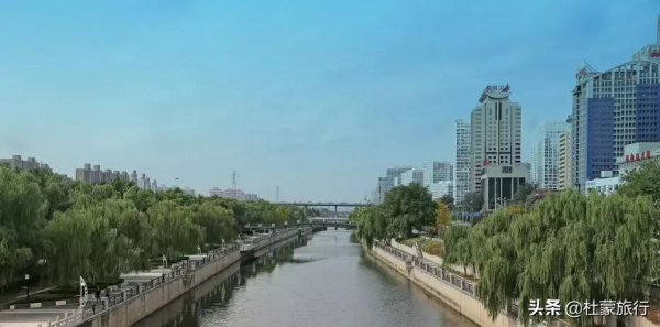 在這套書裡,你能讀懂北京也能讀懂中國 在這套書裡,你能讀懂北京也能讀懂中國