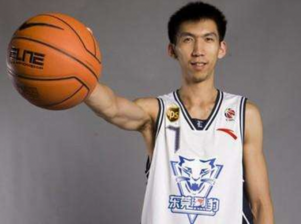 中國加內特張凱，13歲身高超1米9，國王隊丟擲橄欖枝