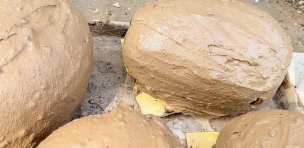 開封大哥賣泥巴，100年配方不收徒，一天玩著賣300只