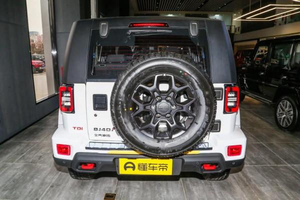 硬漢外表下有顆細膩的心,北京BJ40展現越野實力,配備可拆卸車頂 硬漢外表下有顆細膩的心,北京BJ40展現越野實力,配備可拆卸車頂