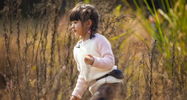 《爸去哪》10位孩子，有人學費一年25萬，有人卻活成普通人家孩子
