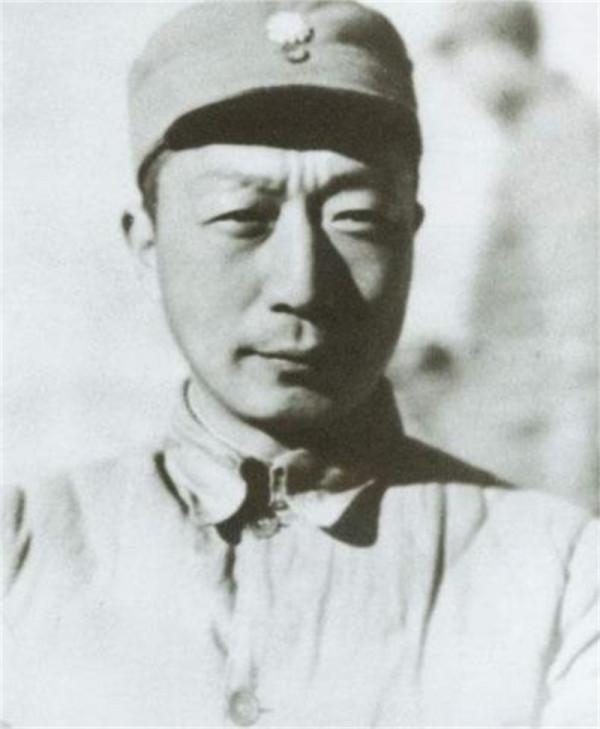 綽號呂布，一戰砍死27個日寇，榮立8次一等功，毛澤東：你很厲害