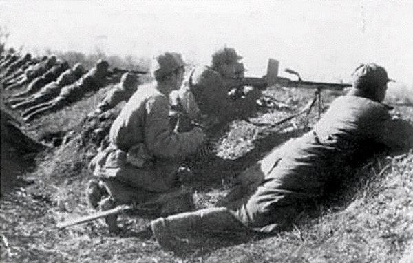 血戰南坪集，我軍27個連迎戰10萬人馬，敵軍敗退為何我就撤退？