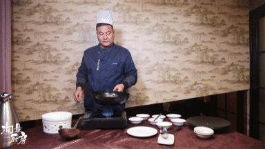 冬食豬蹄賽熊掌!這道鮮美的豪華版紅燒豬蹄,只需三步… 冬食豬蹄賽熊掌!這道鮮美的豪華版紅燒豬蹄,只需三步…