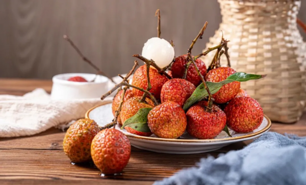 關於空腹不能吃啥的傳言，你信了幾個？