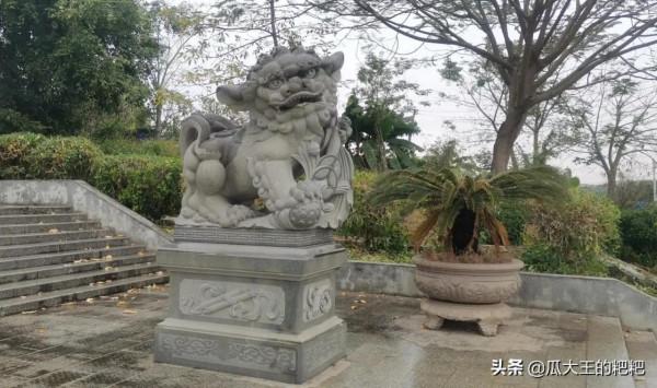 由原來墳區改建的水牛山公園