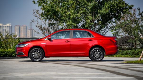 日均花銷40元,7萬元的比亞迪秦,用起來便宜嗎? 日均花銷40元,7萬元的比亞迪秦,用起來便宜嗎?