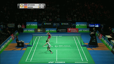 羽毛球正手劈對角線，讓你穩中求勝