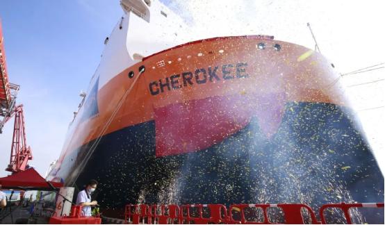 中國火車航母問世，美國緊急上門求購，它到底有何用？