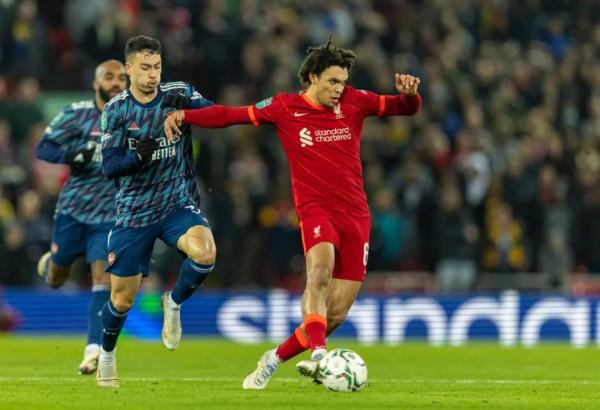 逗妹吐槽：克萊：我回來前你們打的像冠軍，我回來落後39分演我？