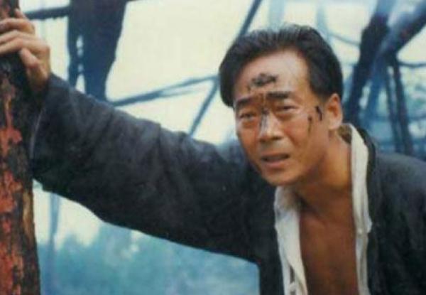 被逼成飛賊的燕子李三,為什麼被當時的老百姓看做英雄人物? 被逼成飛賊的燕子李三,為什麼被當時的老百姓看做英雄人物?