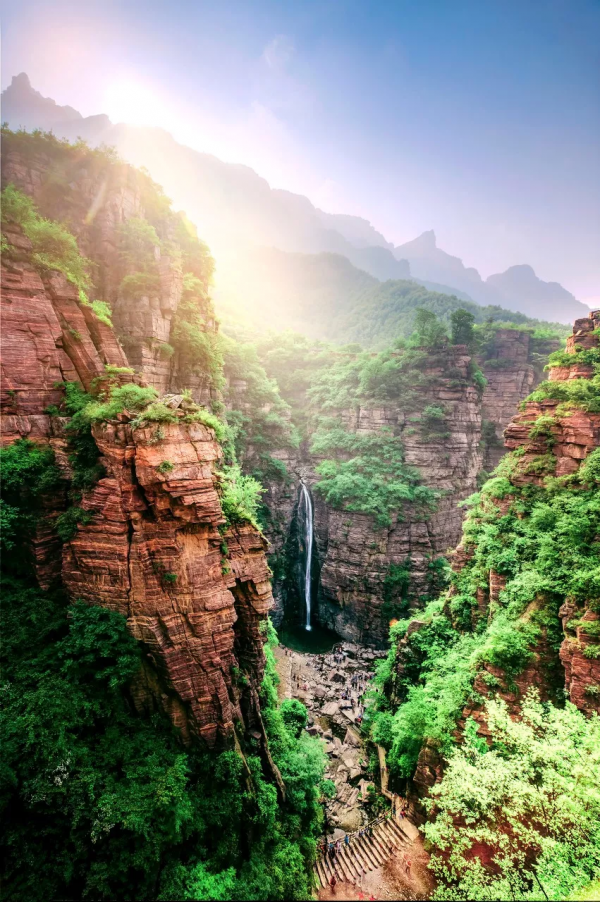 我去旅行，不是因為我有錢