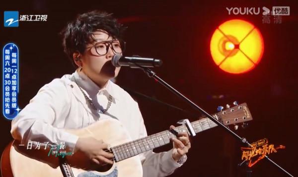 《閃光的樂隊》超強陣容集合:周潔瓊化身琵琶美人,初舞臺驚豔 《閃光的樂隊》超強陣容集合:周潔瓊化身琵琶美人,初舞臺驚豔