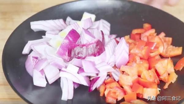 年夜飯上最亮的菜,真是太香了,出鍋全家人搶著吃,營養又解饞 年夜飯上最亮的菜,真是太香了,出鍋全家人搶著吃,營養又解饞