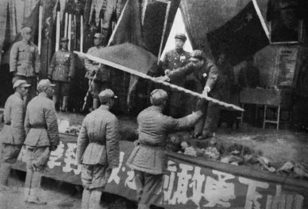 47軍湘西剿匪，匪首哀嚎：從沒見過那麼能跑的官兵