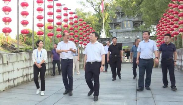 縣委書記徐樹斌率隊督導“十一黃金週”旅遊安全工作 縣委書記徐樹斌率隊督導“十一黃金週”旅遊安全工作