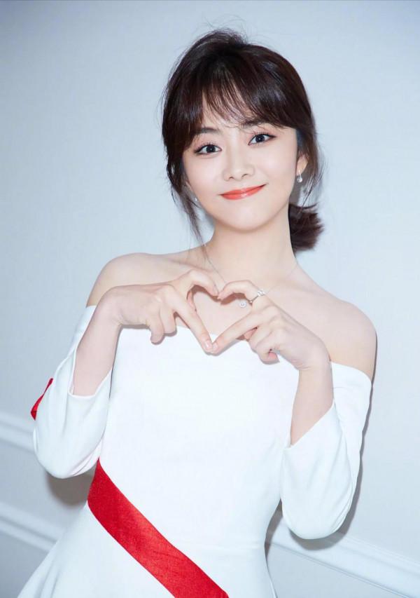 清純靚麗可愛的譚松韻