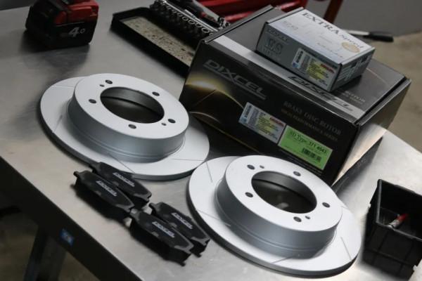 怪獸修車：翻新一輛二手的鈴木-吉姆尼，精心施工，再現完美