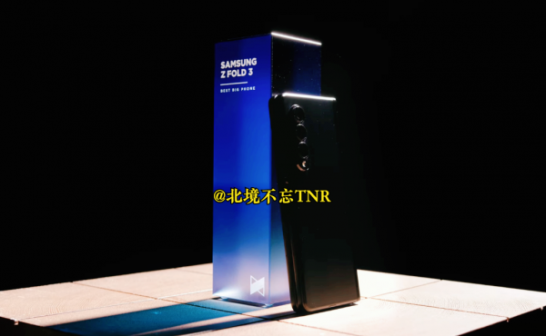 1500萬油管粉絲達人，評選2021年度手機獎：沒有國產手機上榜