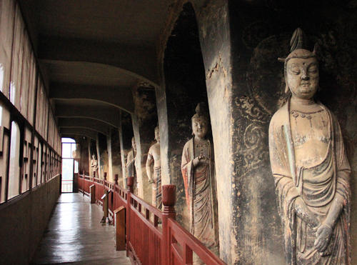 天水一奇特建築,歷史悠久為中國四大石窟之一,石雕精美道路驚險 天水一奇特建築,歷史悠久為中國四大石窟之一,石雕精美道路驚險