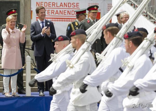 對美國評價最高和最差的國家