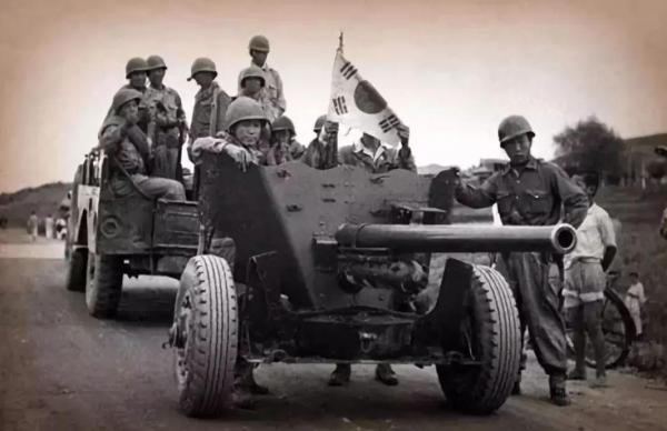 抗美援朝最後一戰，李承晚拒絕和談，與美國撕破臉，偉人：打服他