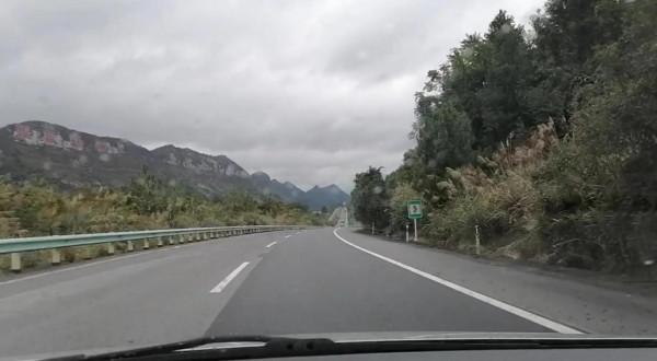 神奇大小七孔景區,美如仙境,疑是人間,讓人流連忘返,太美了 神奇大小七孔景區,美如仙境,疑是人間,讓人流連忘返,太美了