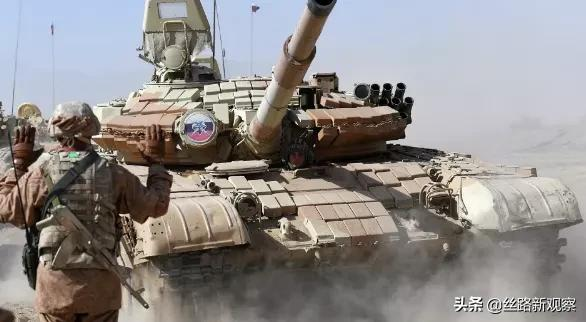 30臺重灌備運抵塔吉克