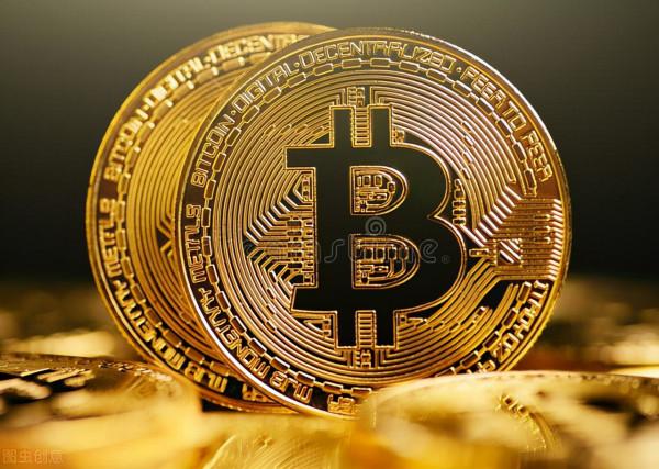 去中心化自治組織(DAO)與不可替代的代幣，引起主流關注