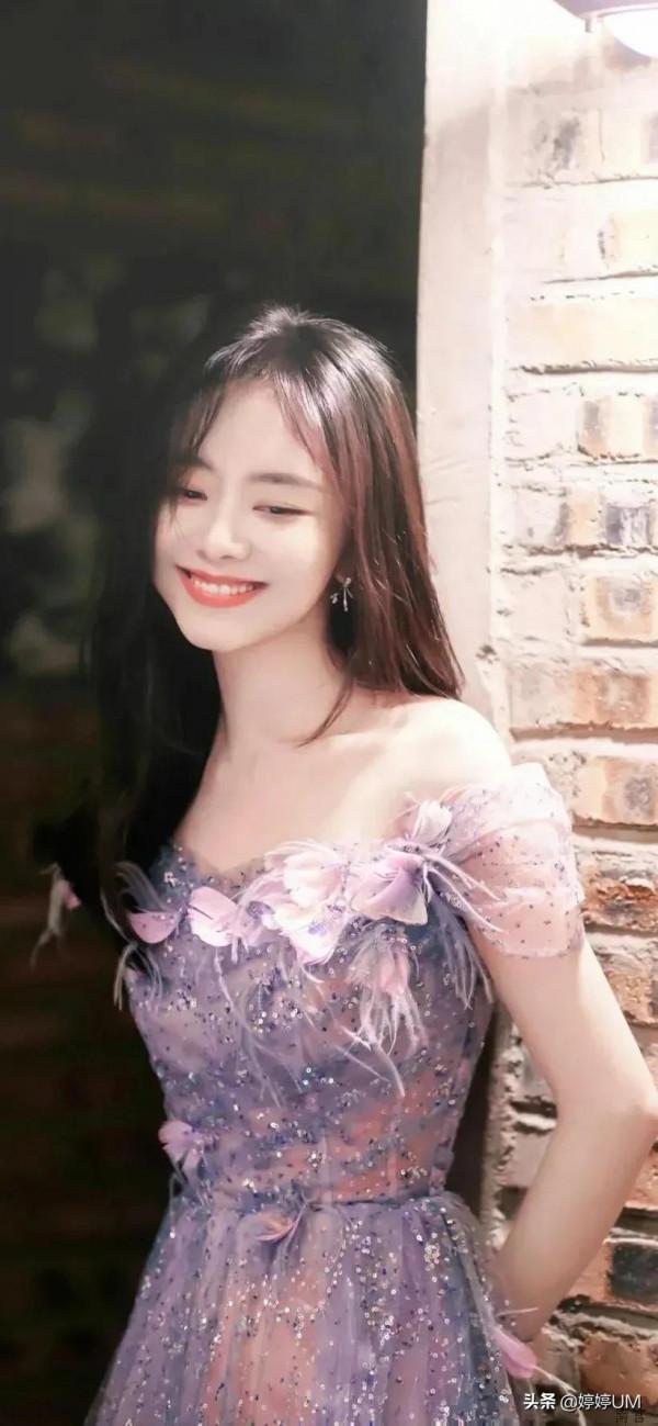 譚松韻，膚白貌美、可愛甜美、演技線上，好看的女孩子誰不愛呢