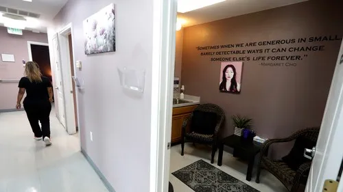 墮胎禁令生效前一天，美國83歲產科老醫生連夜做了67個墮胎手術