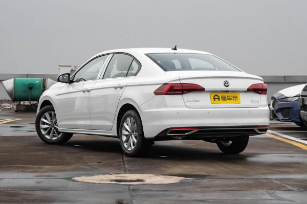 10萬級合資家轎，雷凌、寶來誰入手更值？